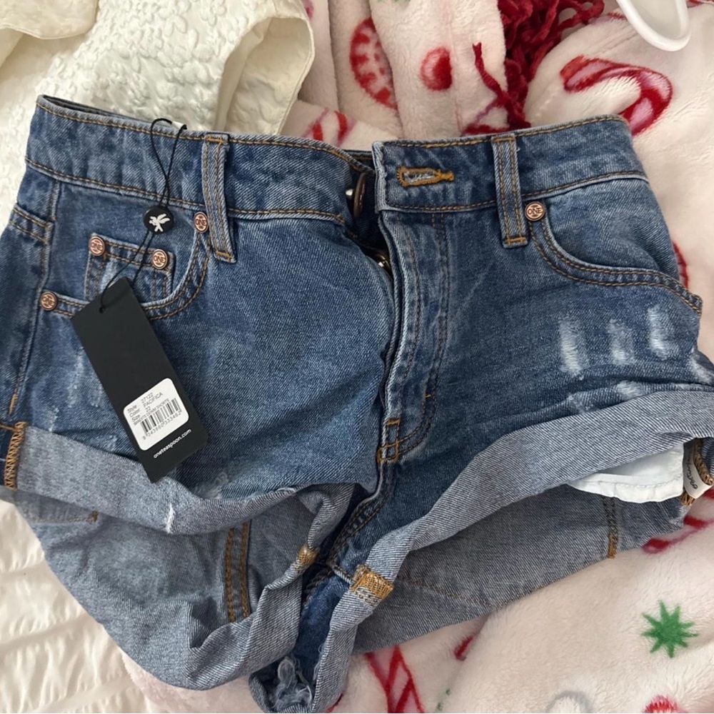 BRAND NEW W TAGS ONE TEASPOON SHORTS